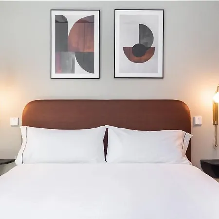 Whome | Ls48 Prime Location Upscale Family * Lisbon