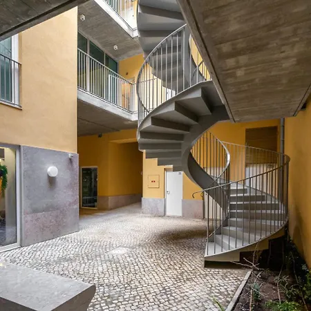 Whome | Ls48 Prime Location Upscale Family * Lisbona